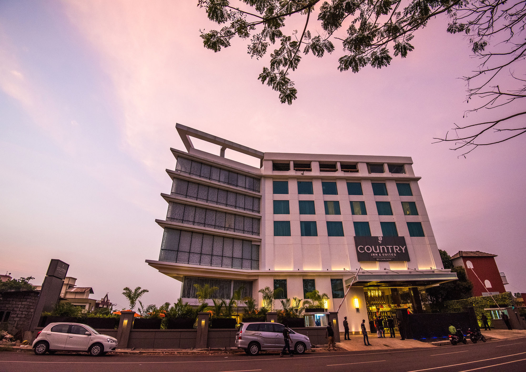 Country Inns & Suites By Radisson Manipal Exteriör bild
