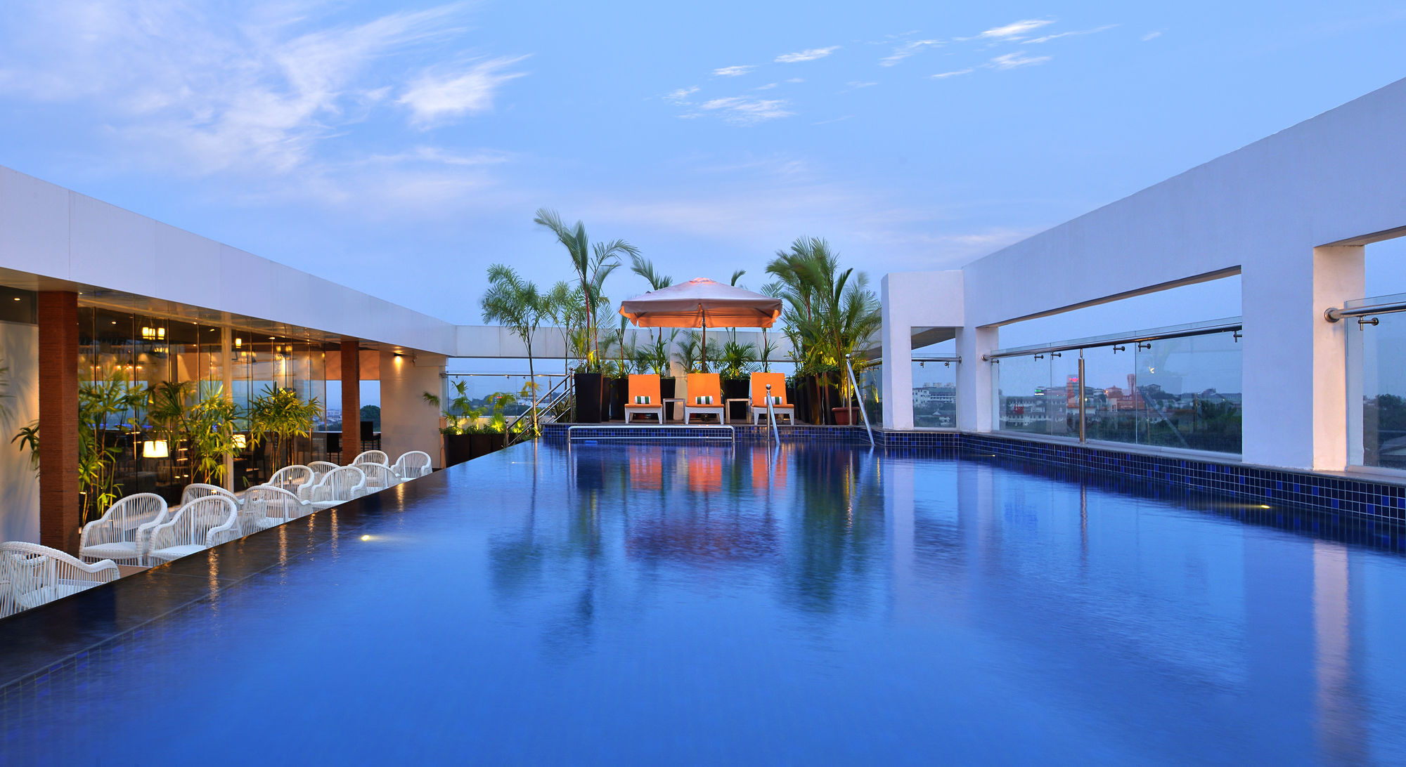 Country Inns & Suites By Radisson Manipal Exteriör bild