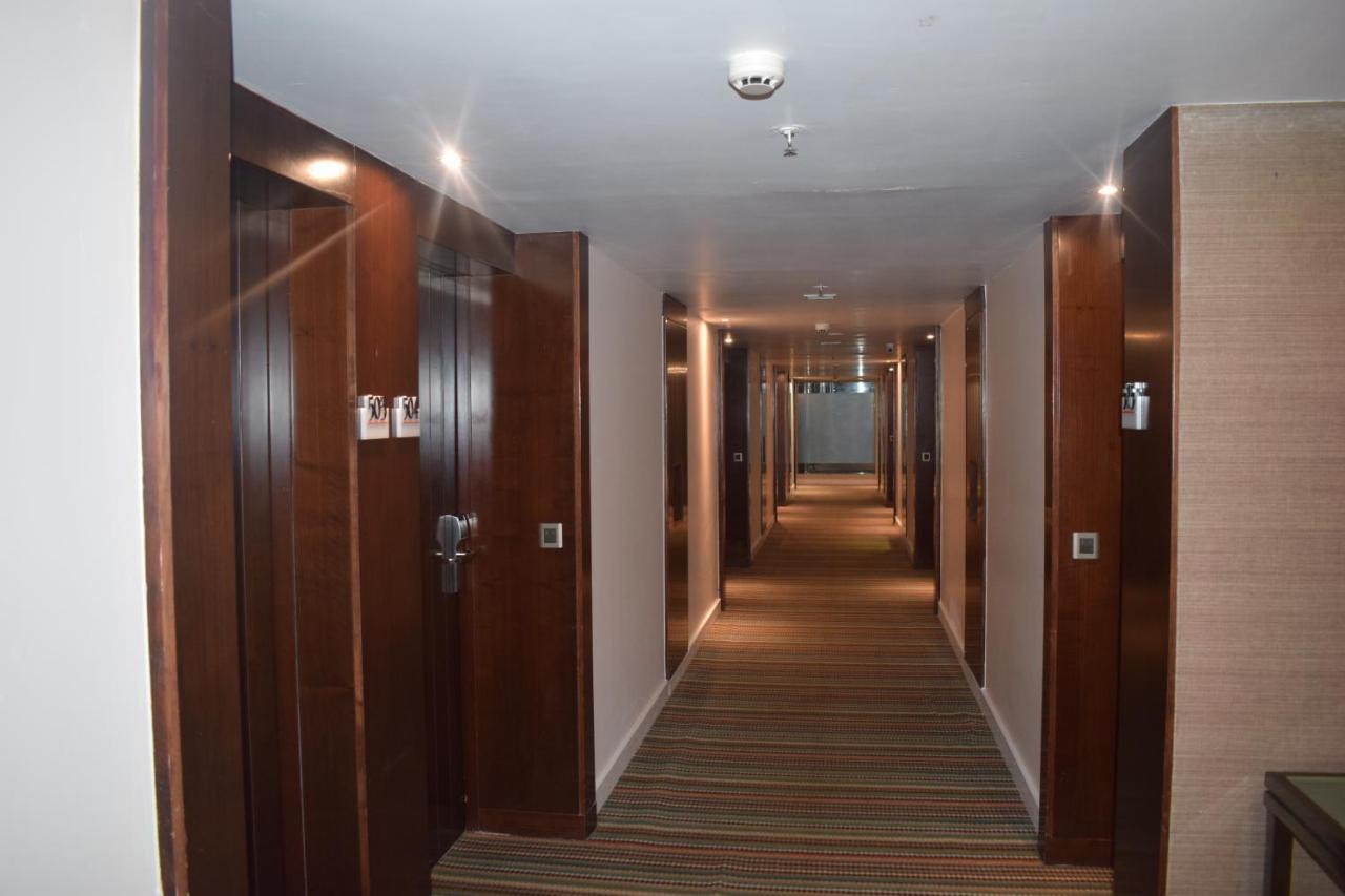 Country Inns & Suites By Radisson Manipal Exteriör bild